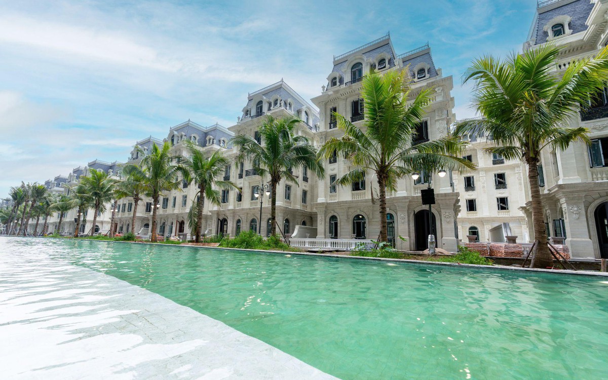 Bộ sưu tập dinh thự tại khu đô thị Ciputra chuẩn bị bàn giao gần hồ Crystal Lagoon