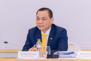 Ông Phạm Nhật Vượng, Chủ tịch HĐQT, tại một cuộc họp liên quan đến dự án
