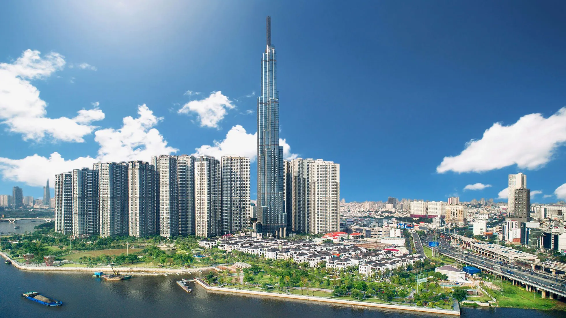 Cảnh quan đô thị ven sông của một khu đô thị Vinhomes hiện hữu tại TP.HCM
