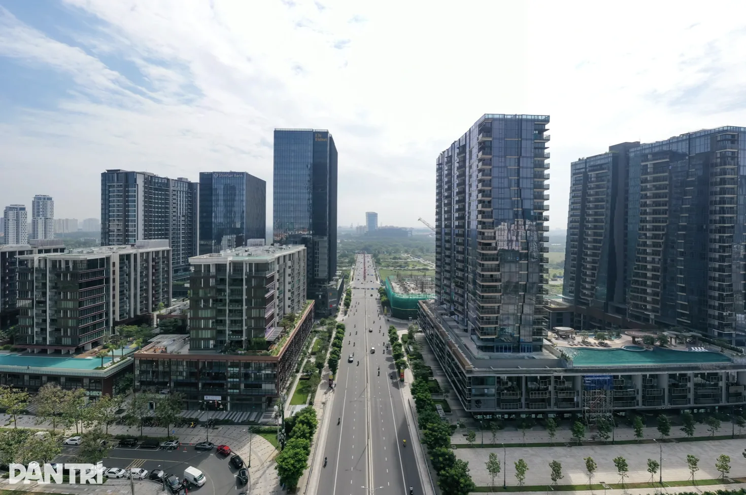Chung cư cao cấp và văn phòng tại khu đô thị Thủ Thiêm nhìn từ trên cao